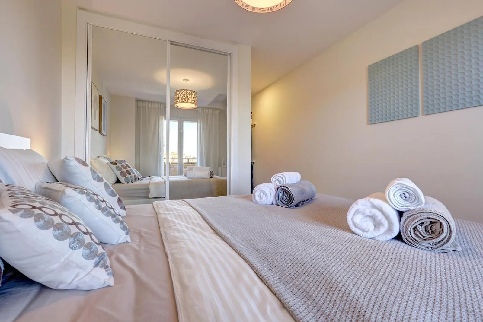 New 2 Bed 2 Bath Beach Close Apartment With Panoramic View Lagunas De Mijas El Faro Hiszpania